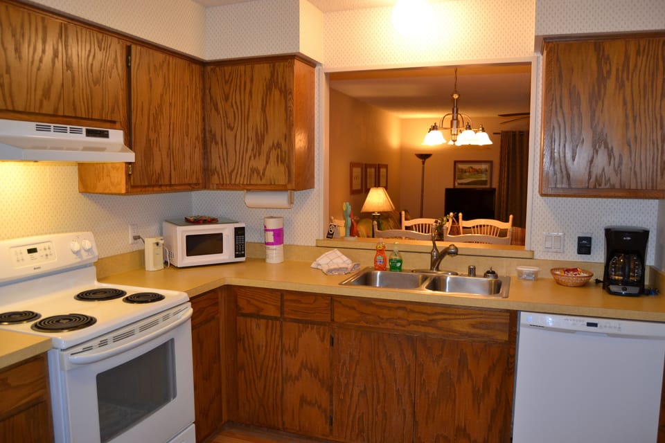 7RomeLn-Kitchen