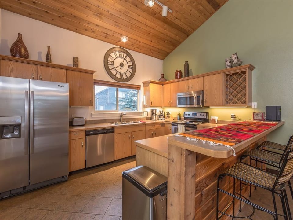 Tons of counter space | Main Level