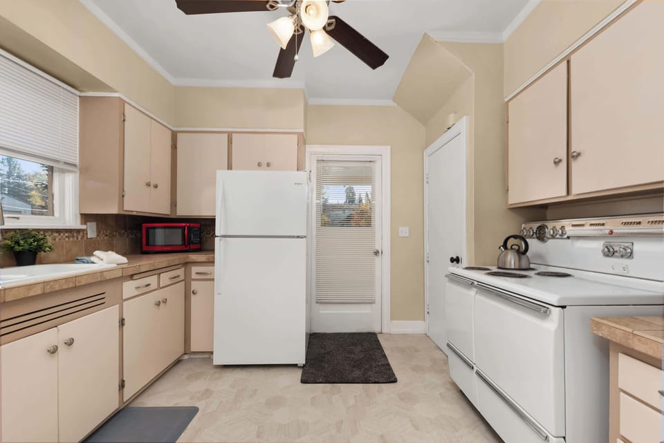 Kitchen - Updated to New Oven.  Oven pictured is no longer there.