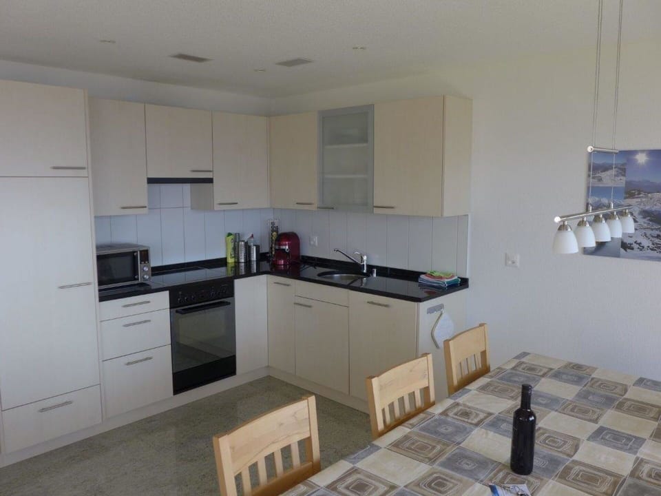 Cabinetry, Countertop, Sink, Kitchen Stove, Kitchen Sink, Kitchen, Tap, Kitchen Appliance, Building, Wood