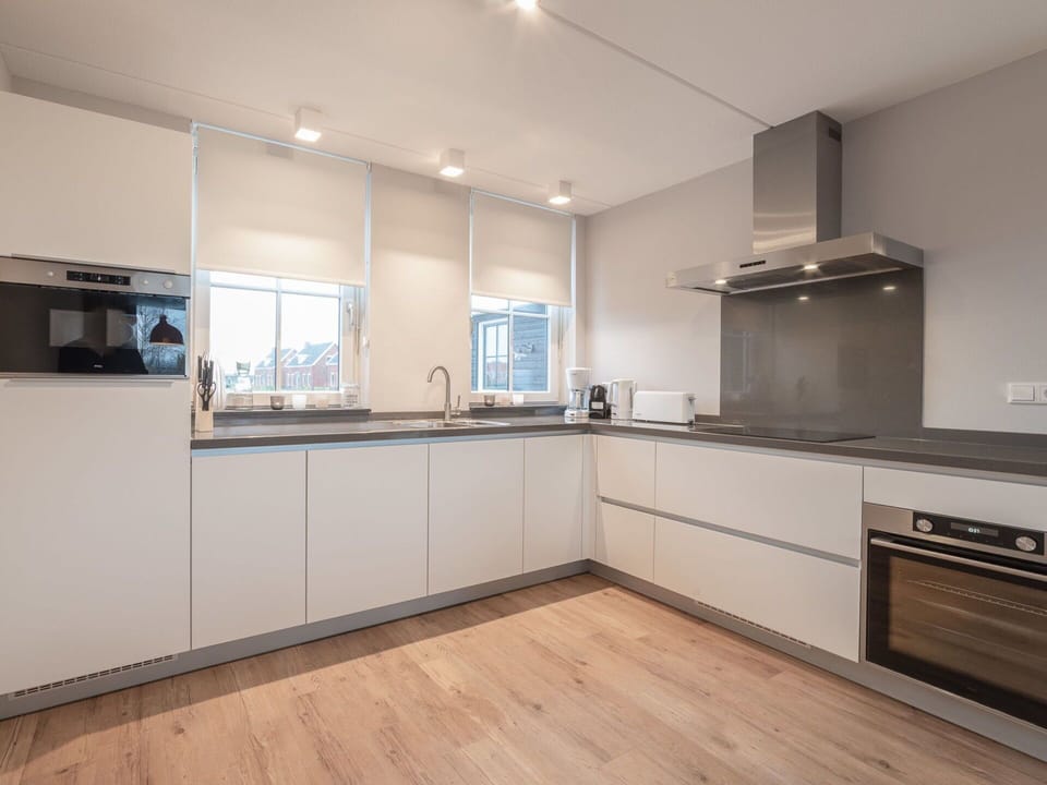 Cabinetry, Countertop, Building, Kitchen Appliance, Kitchen, Wood, Window, Interior Design, Architecture, Kitchen Stove