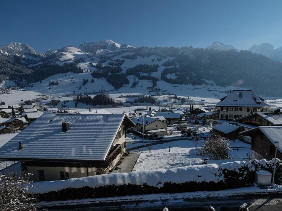 Sky, Snow, Mountain, Building, Cloud, Window, Slope, Tree, House, Freezing
