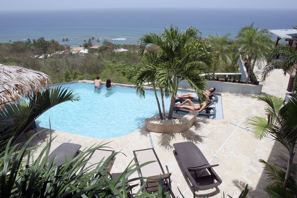 Infinity Pool area