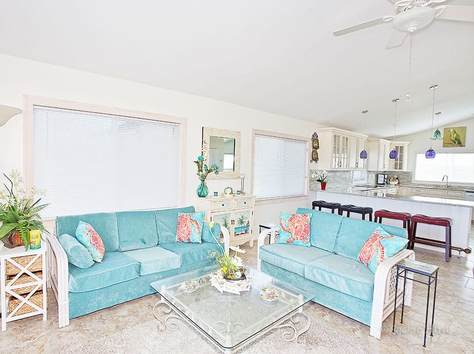 Living room let's you watch ocean 24/7