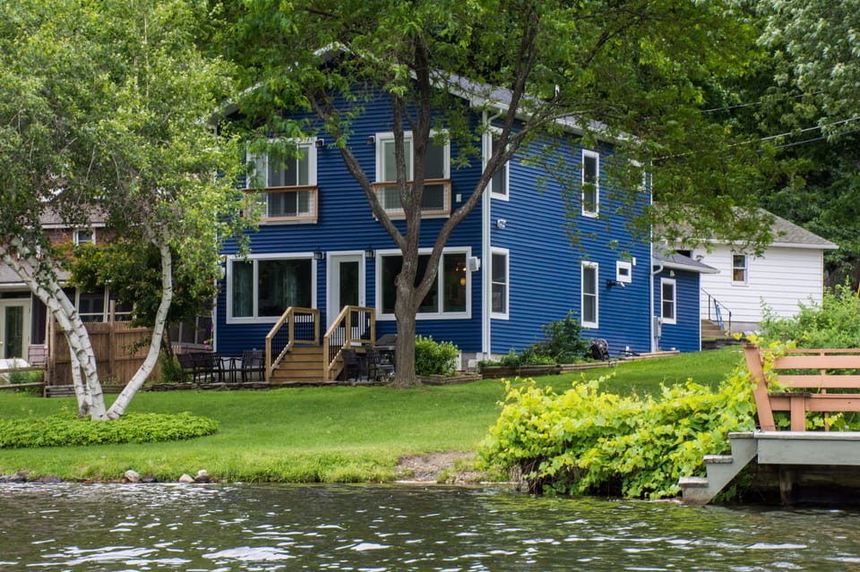 Large lakeside yard and patio area