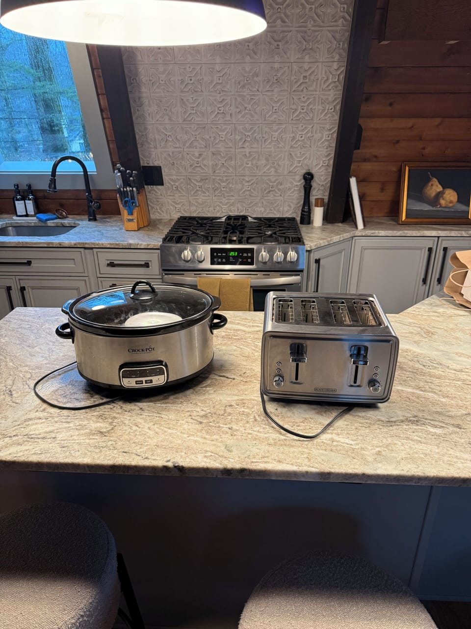 Crock pot and toaster