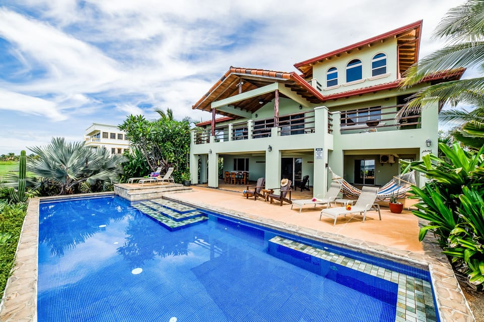 Casa Loca daytime pool shot