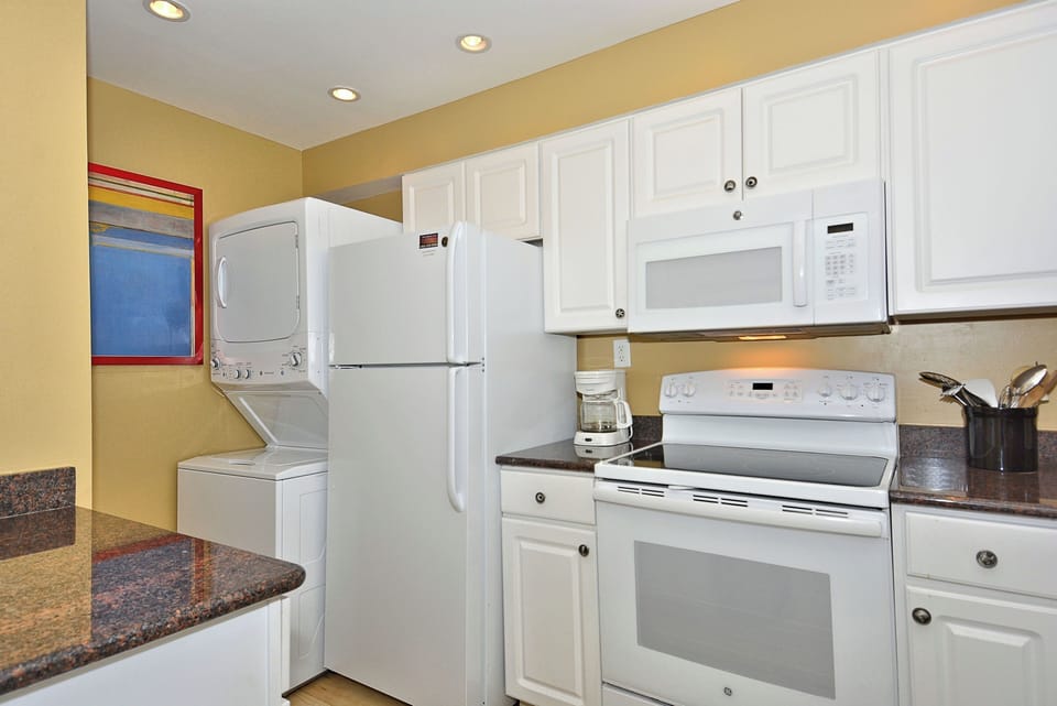 Main Level,Kitchen,
