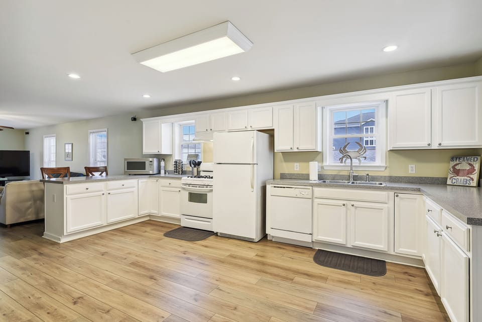 Main Level,Kitchen,