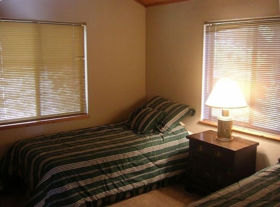 Kids bedroom
