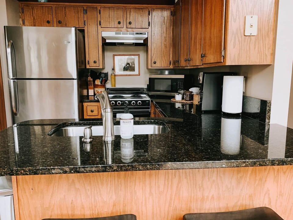 79938377 10163040516015284 1166559060858765312 o