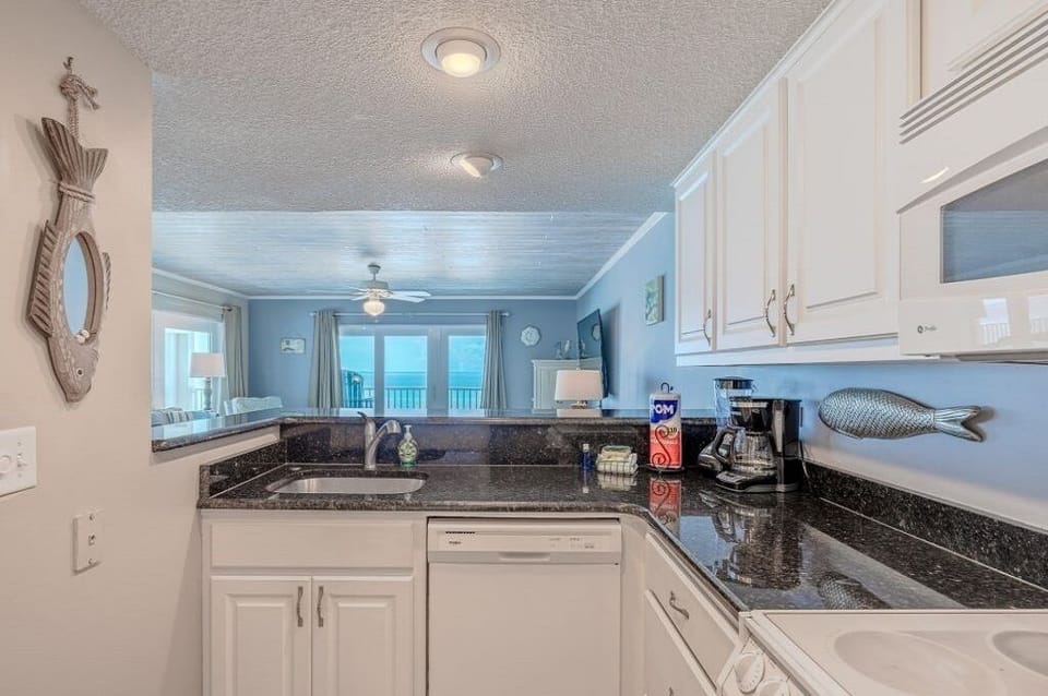 Kitchen view of the Gulf.