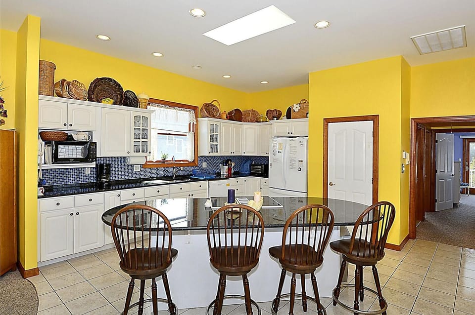 ,Breakfast Bar,