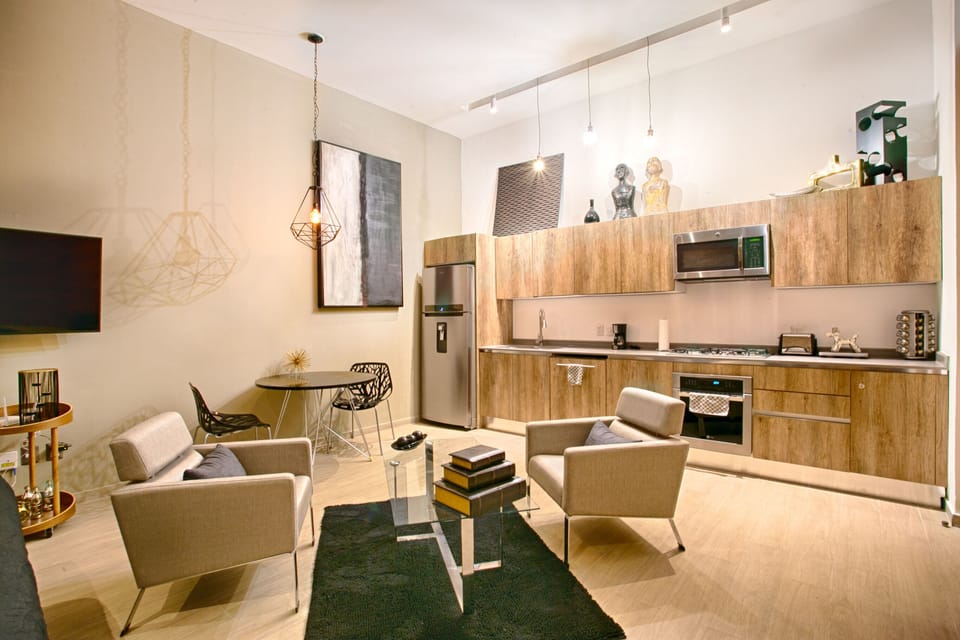 Fully equipped kitchen area