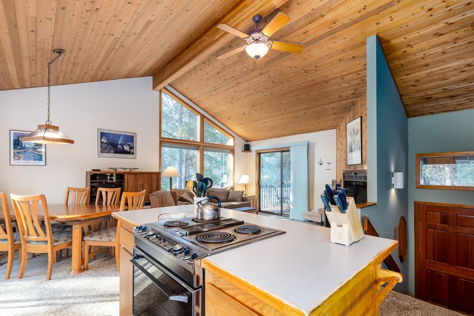 Kitchen - Main Level