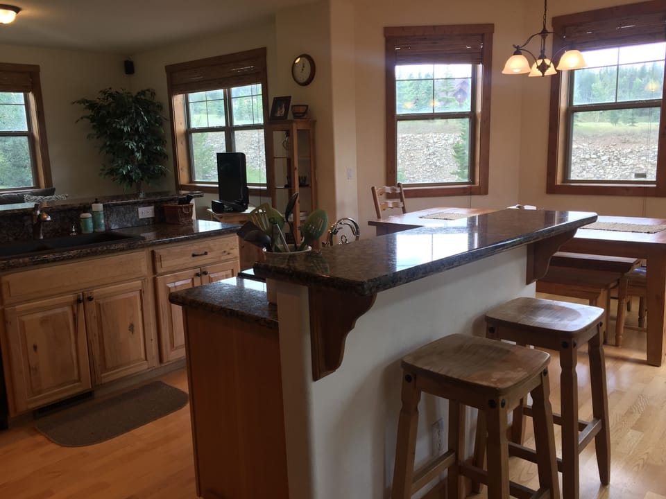 Kitchen Counter