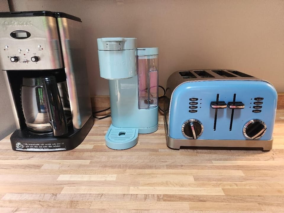 toaster, 1 cup Keurig, Cuisinart 12 cup. bring your own K-cups