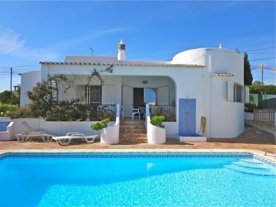 Pool and rear of Villa