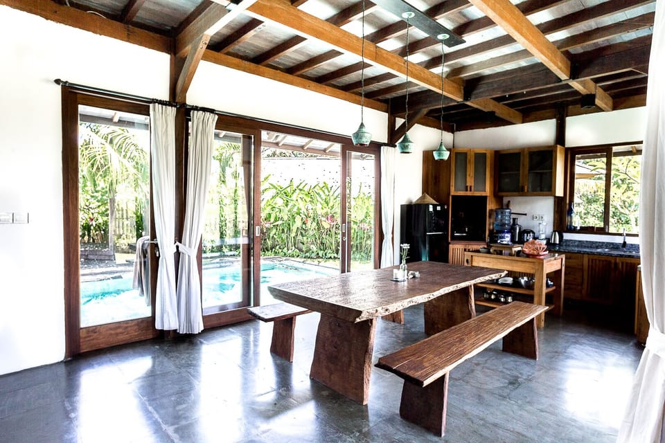 Kitchen/dining 