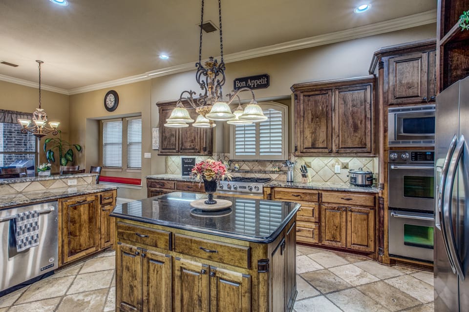 Fully equipped kitchen/island with: Keurig, crockpot, blender, toaster, etc