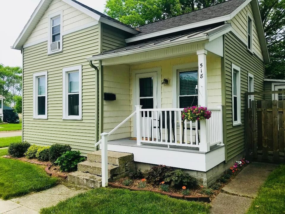 The Lovely Boardwalk Bungalow Paradise Awaits 😎