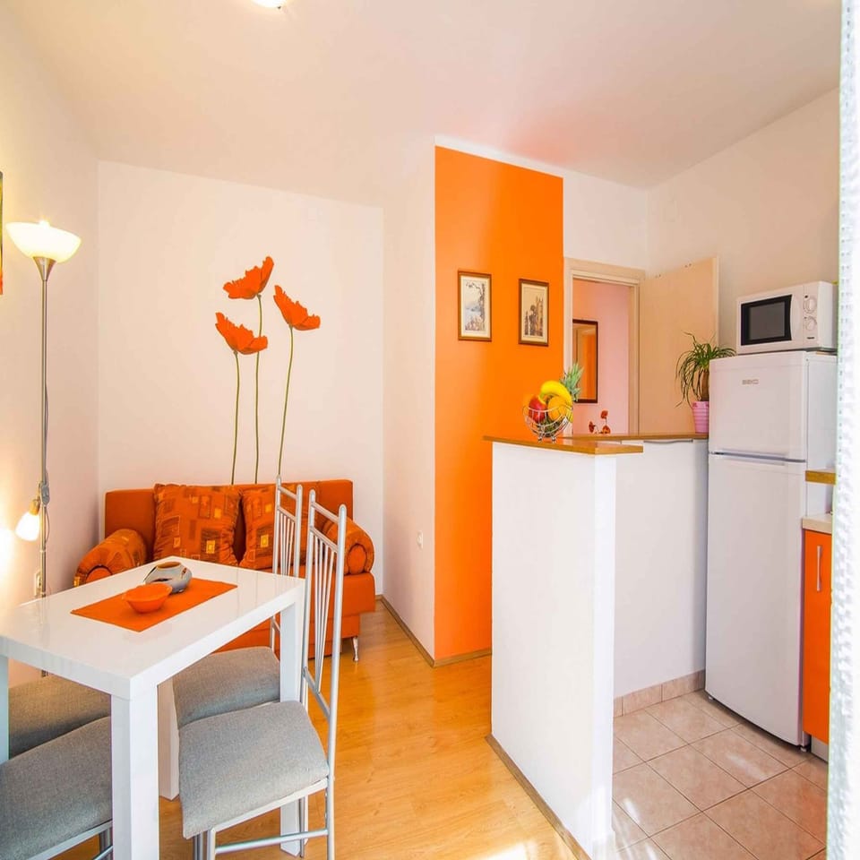 living/bedroom