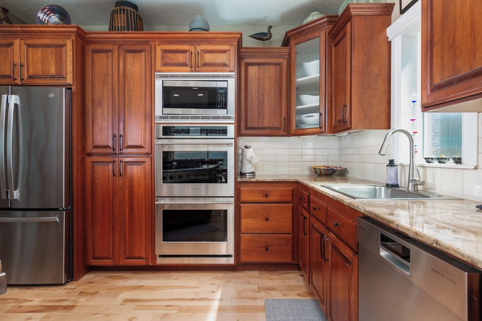 Double convection ovens and microwave.  Large capacity refrigerator.