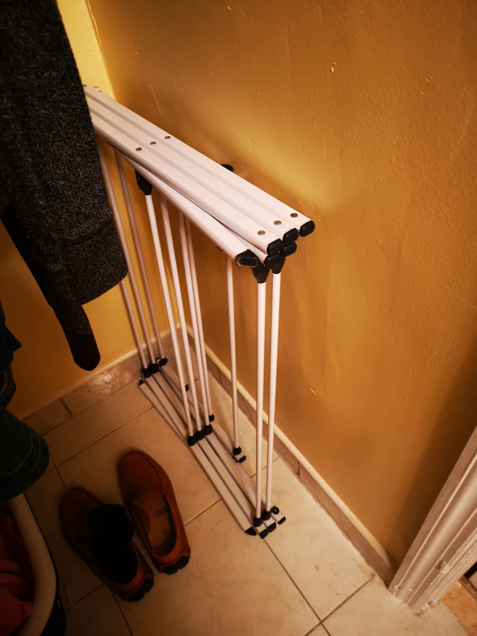 fold-able drying rack