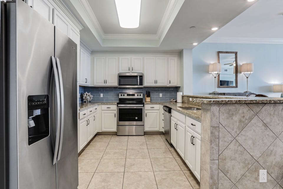 Phoenix Orange Beach 602 Kitchen