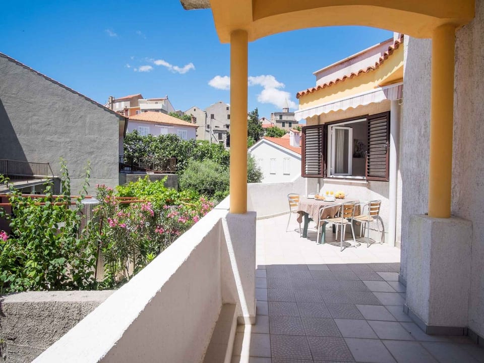 terrace