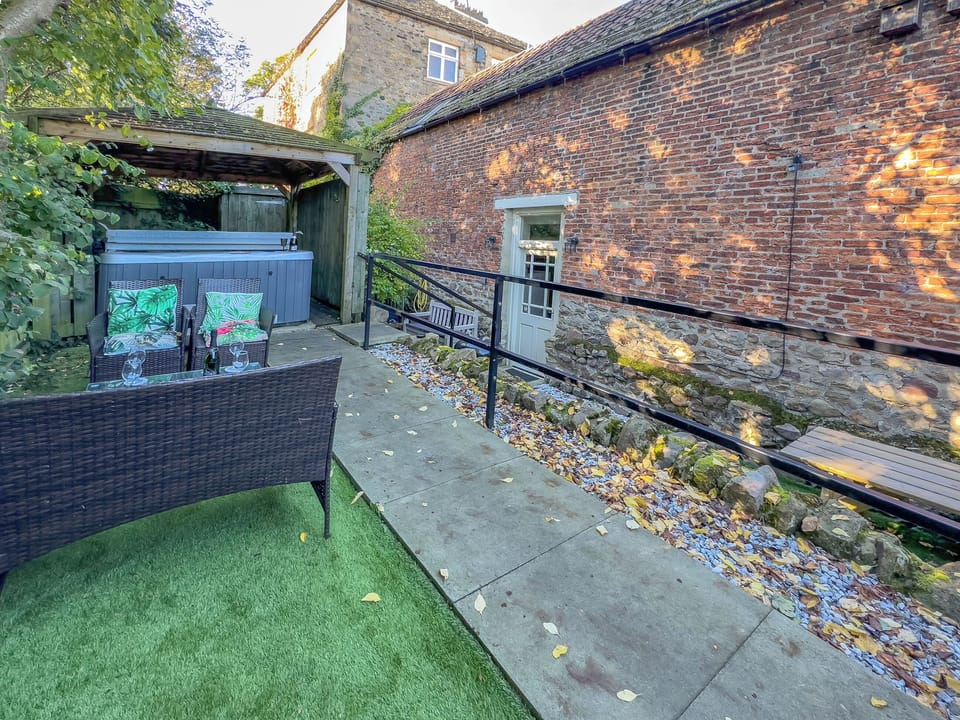 Outdoor area | 1 Old Hall Cottage - Old Hall Cottages, Byers Green, near Durham