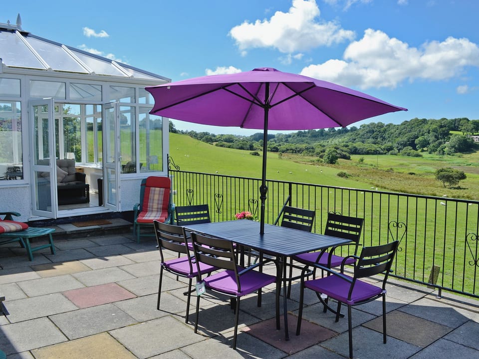 Patio | Grey Cottage, Pentraeth, Anglesey