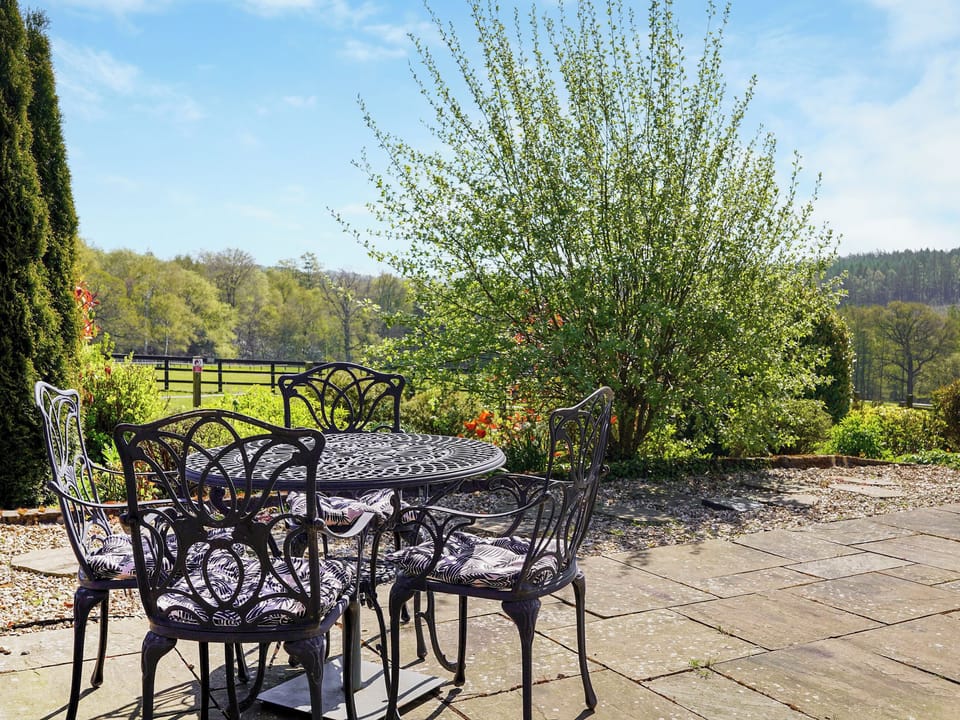 Sitting-out-area | Number 3 - The Old Stables, Knitsley, near Lanchester