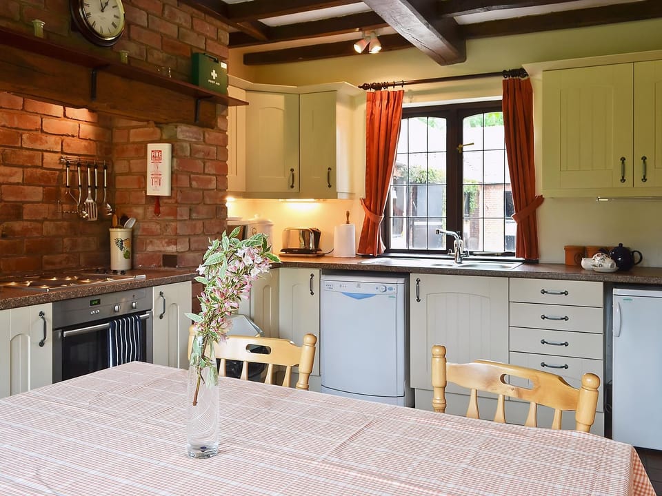 Kitchen/diner | Mill Cottage, Cradley, Malvern
