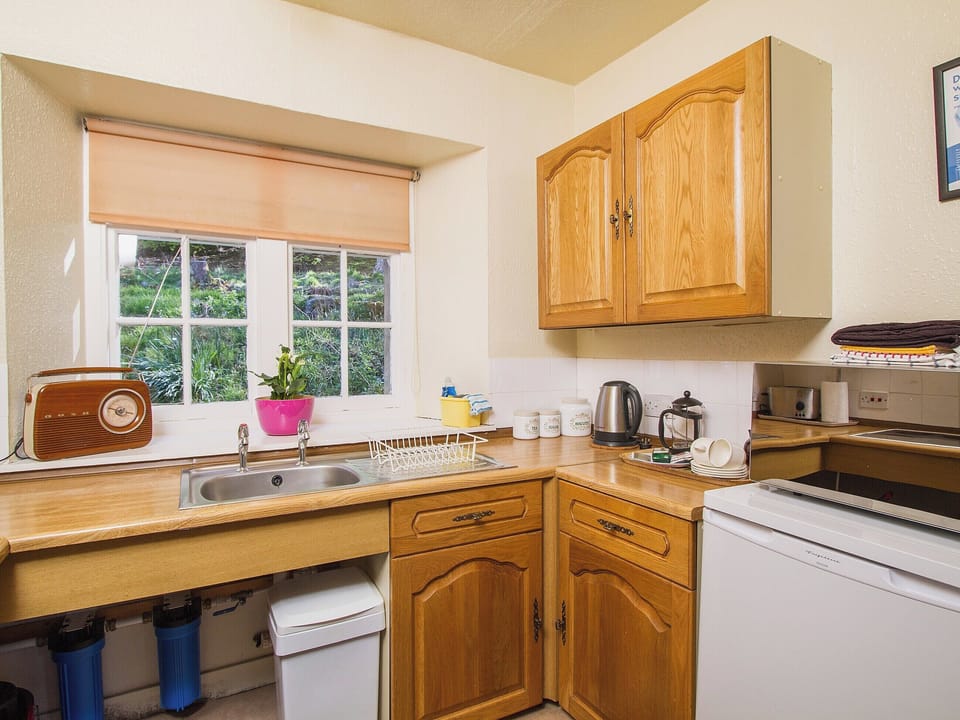 Open plan living/dining room/kitchen | Katy&rsquo;s Cottage, Glenprosen, by Kirriemuir
