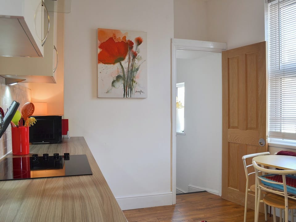 Well appointed kitchen with breakfast area | Deja Blue, Filey