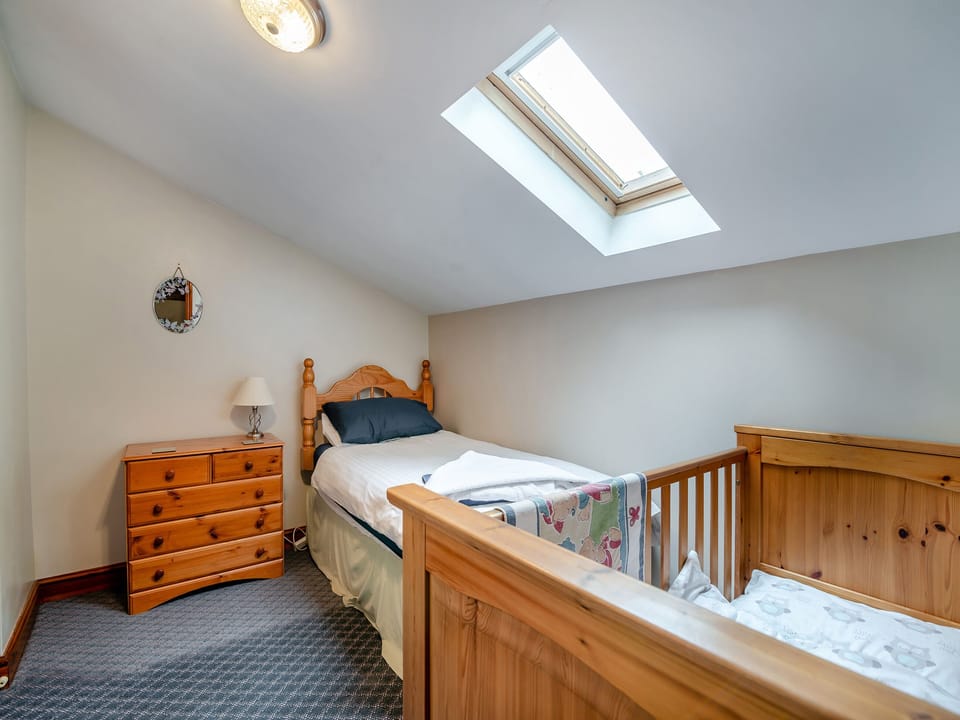 Single bedroom | Little Barn - Hopgrove Farm Cottages, York