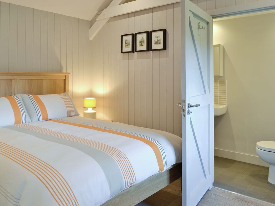 Double bedroom | Barrowswood Cheddar - Blackberry Lodge, Cheddar