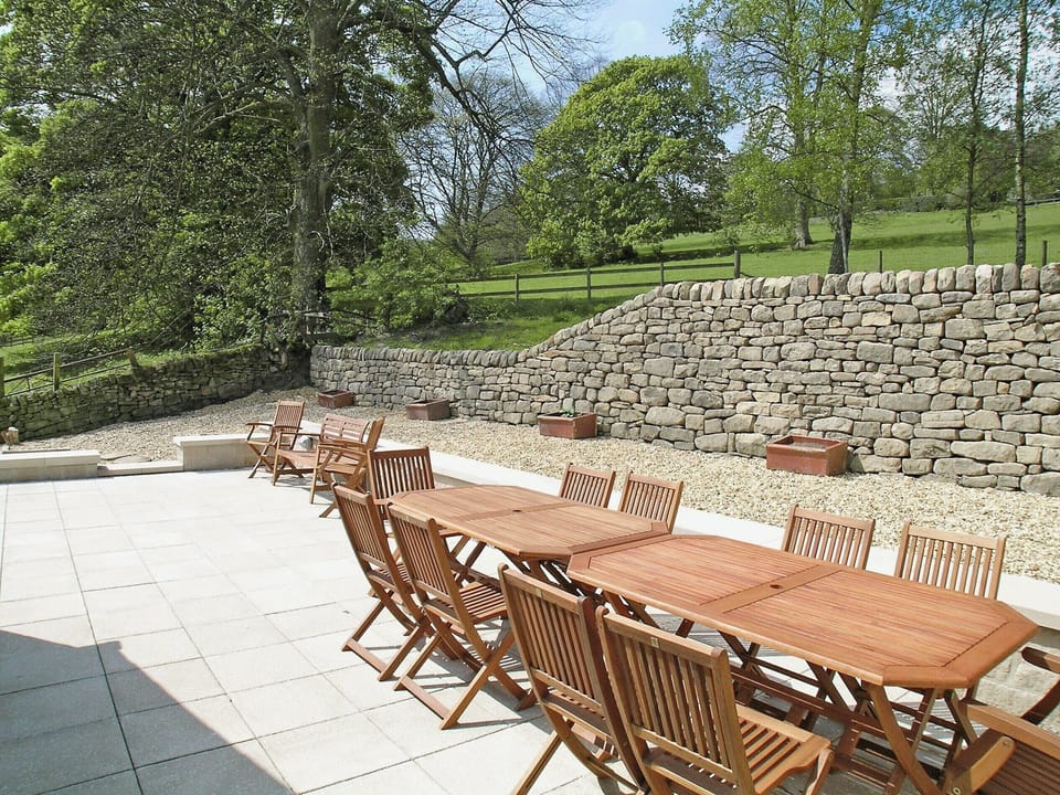 Sitting-out-area | Tythe Barn, Grindleford