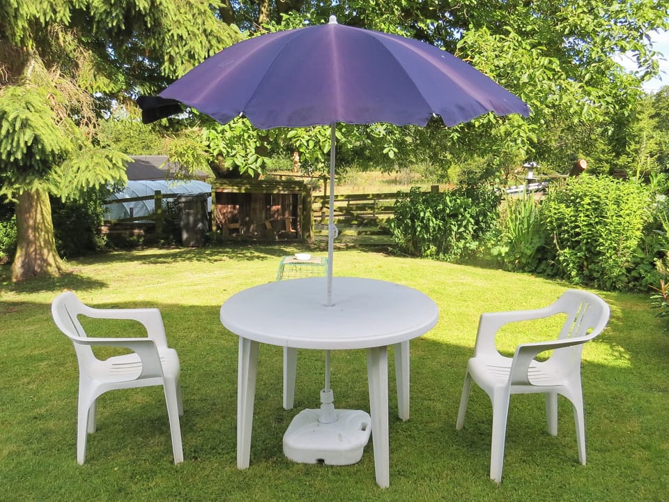 Sitting-out-area | New House Farm Annexe, Neenton, nr. Bridgnorth