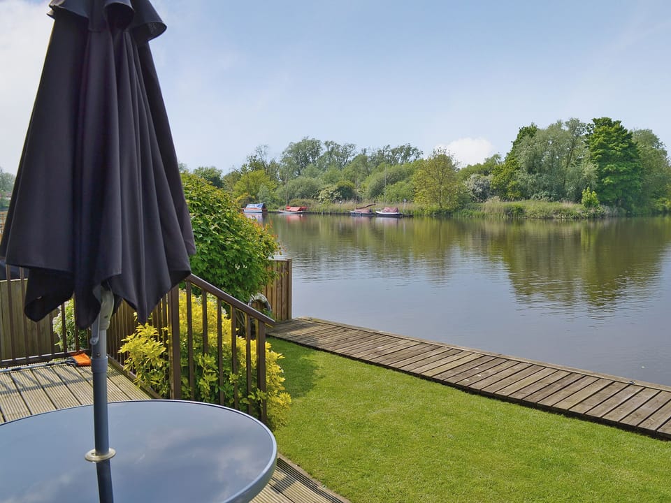 Garden | Heron&rsquo;s View, Brundall