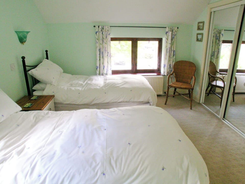 Twin bedroom | Bank End, Glenridding, nr. Ullswater