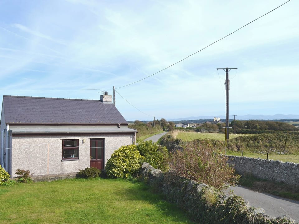 Garden | The Gatehouse, Aberffraw, Anglesey