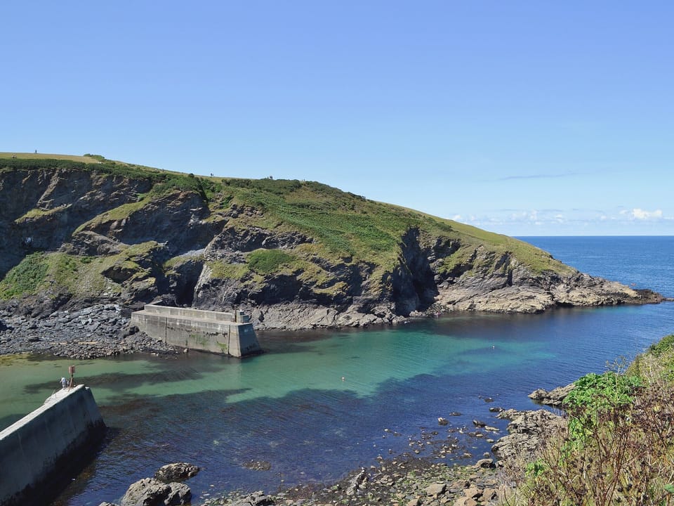 Surrounding area | 10 Silvershell View, Port Isaac