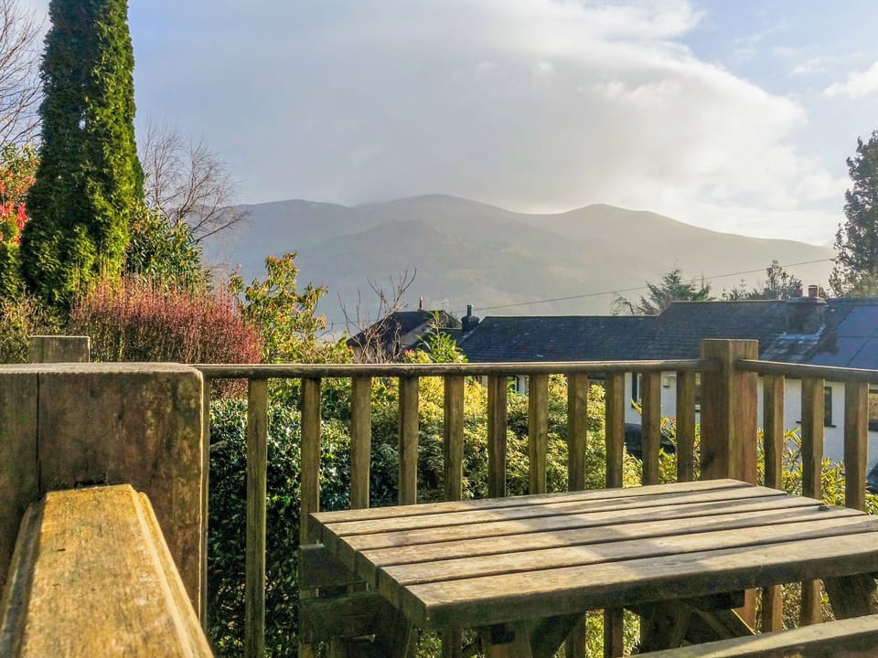 Thwaite Hill Cottage, Seldom Seen near Thornthwaite