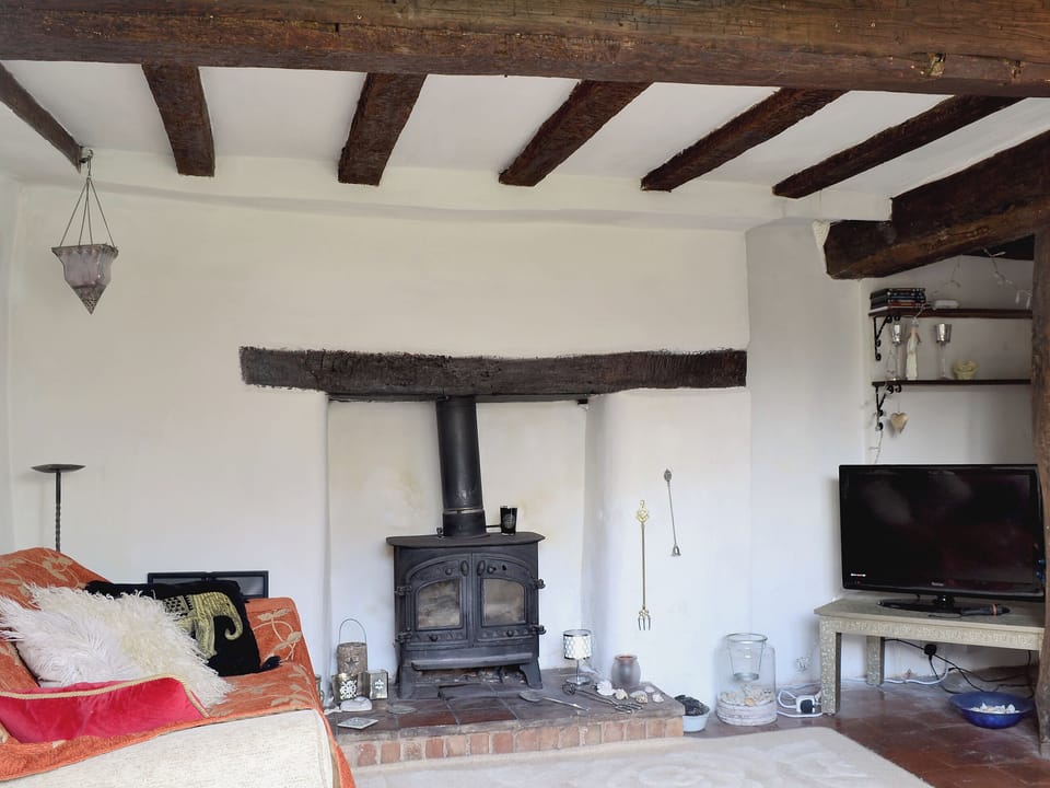 Living room | The Hideaway Cottage, Gloucester