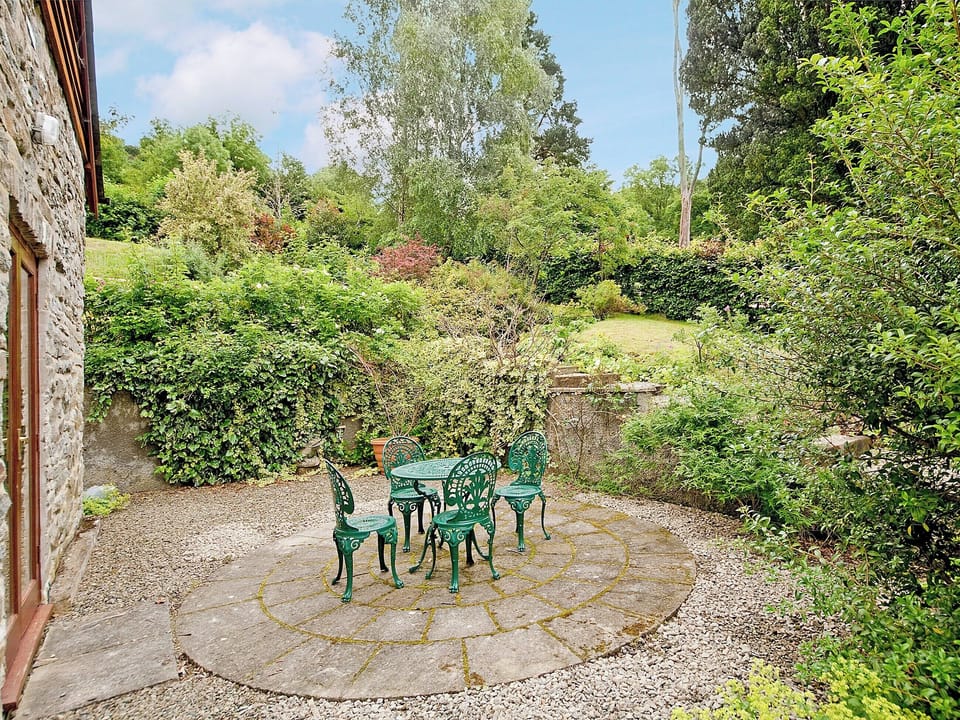 Sitting-out-area | Hope Cottage, Lurkenhope, nr. Knighton