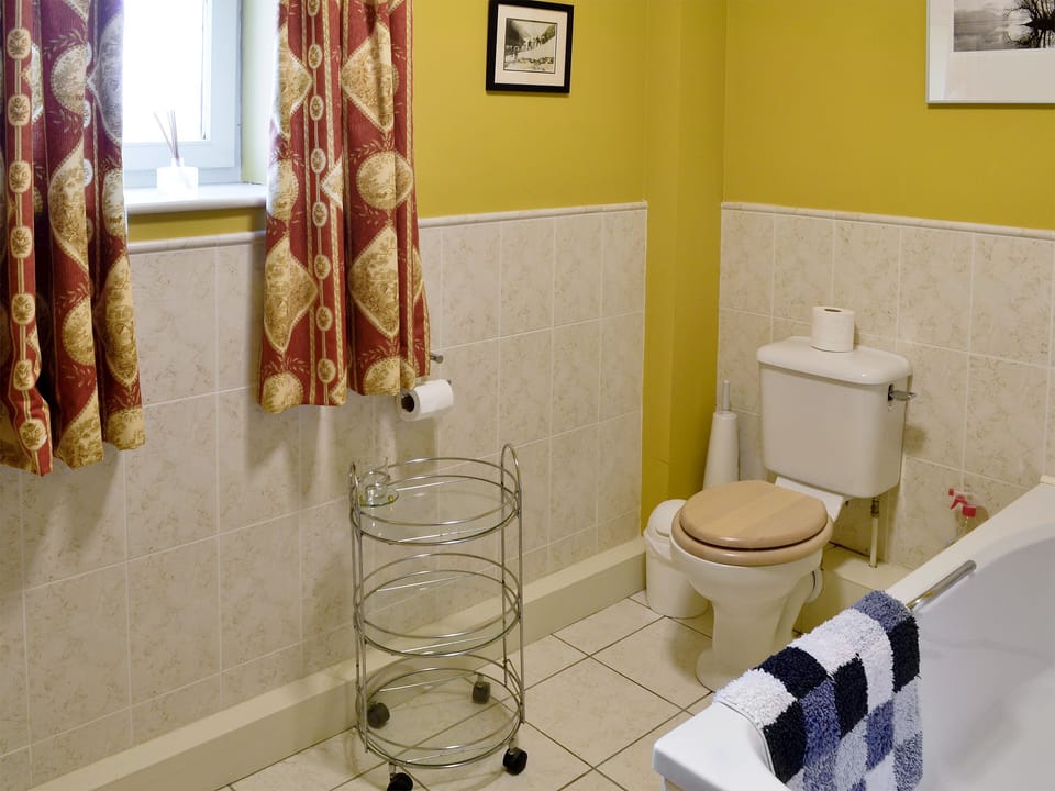 Bathroom | The Old Stables - Laundry Cottage & The Old Stables, High Ireby