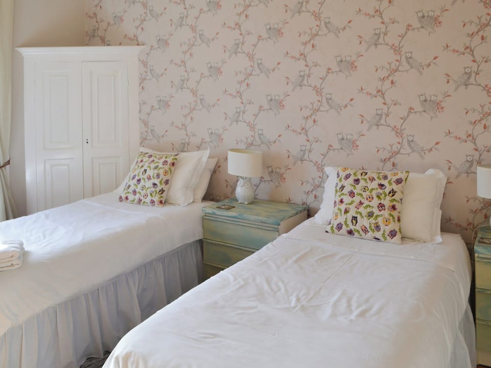 delightful twin bedroom | Byrness House, Byrness Village, near Otterburn