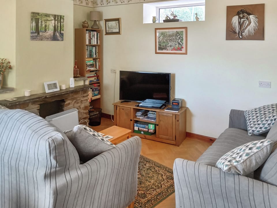 Comfortable living room/dining room | The Stables, Carthamartha, near Launceston